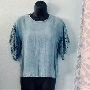 Style Envy Blue Denim Chambray Eyelet Top Size Small